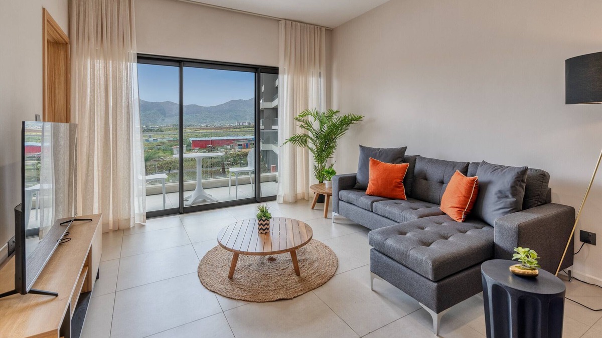 Candos Hotel | Minissy Luxury Services Apartment