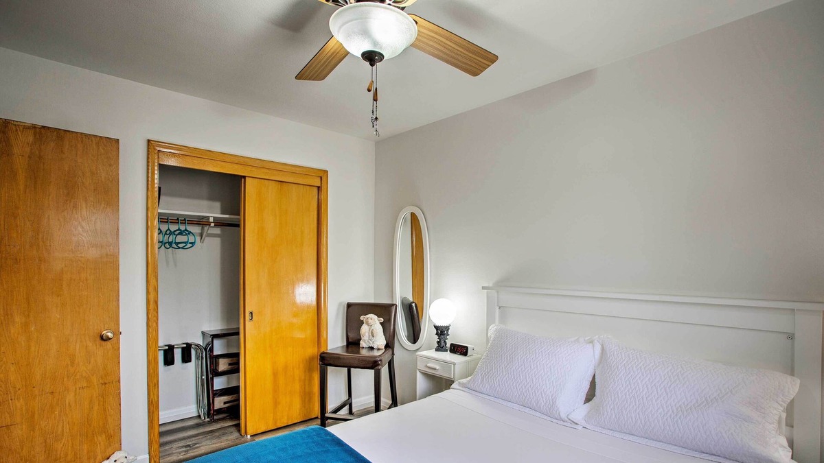 Columbia Heights Apartment | Minneapolis Apt by Bus Stop - 15 Min to Downtown!