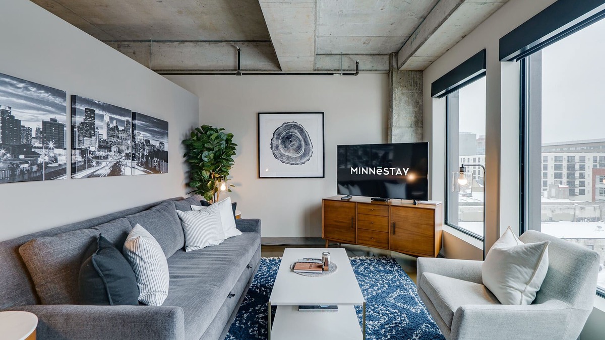 Warehouse District Apartment | MINNeSTAY* Sable 606 One Bedroom | Target Field