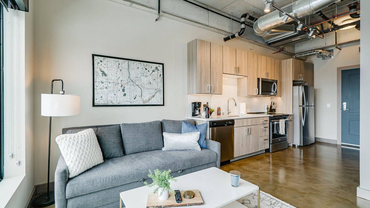 Warehouse District Apartment | MINNeSTAY* Sable 802 Alcove