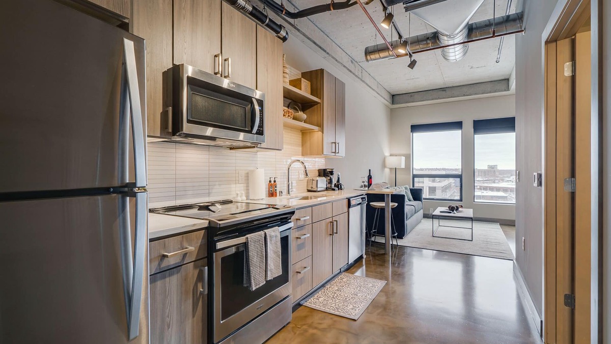 Warehouse District Apartment | MINNeSTAY* Sable 803