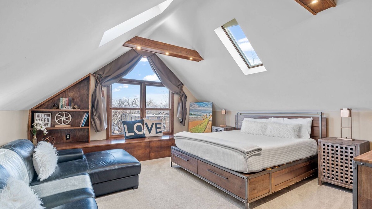 Kingfield House | MINNeSTAY* Urban Retreat