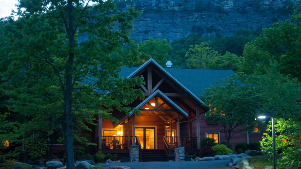Gardiner Hotel | Minnewaska Lodge