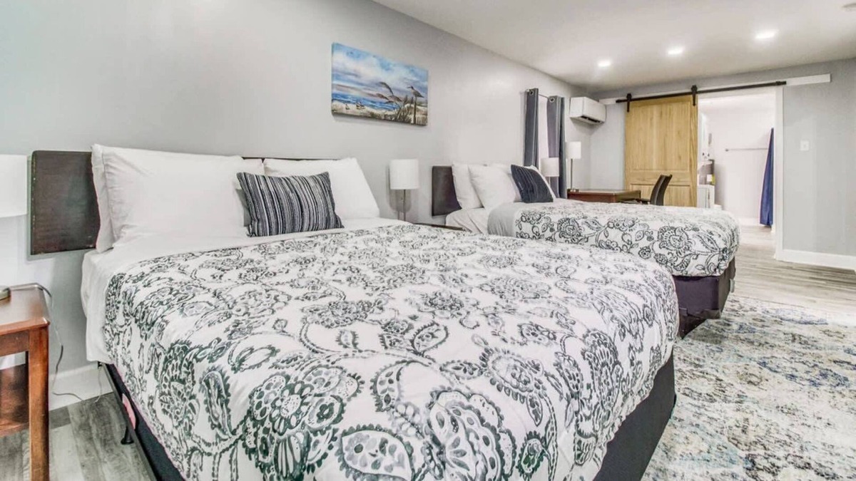 West Pensacola Apartment | Mins to Downtown & the Beach! Comfy Myrtle Suite