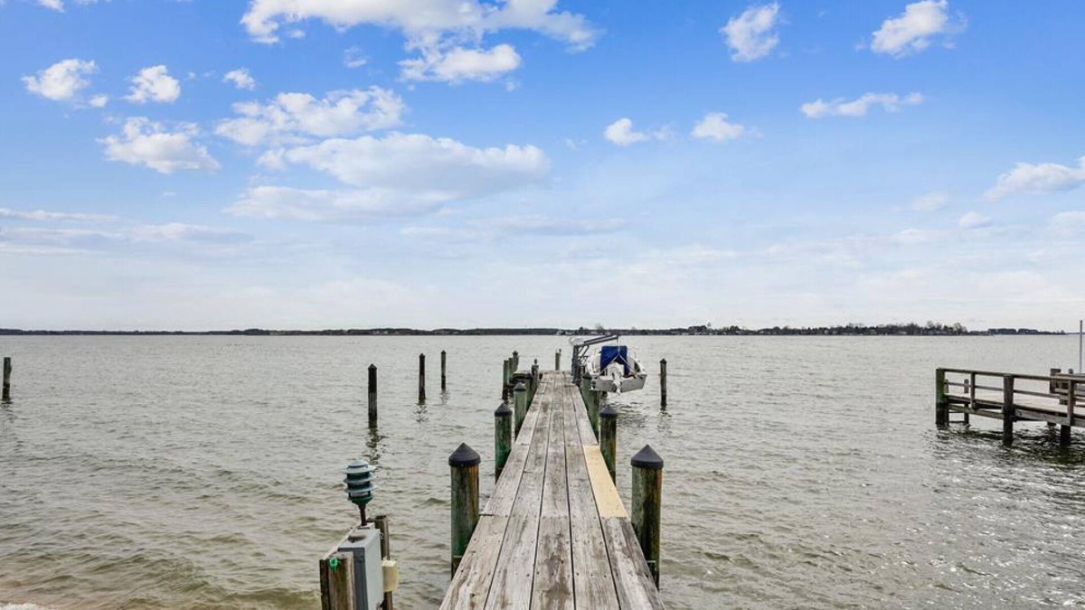 Unionville House | Minutes from Downtown Easton and St. Michaels | Private Dock | Kayak | Pet Frien