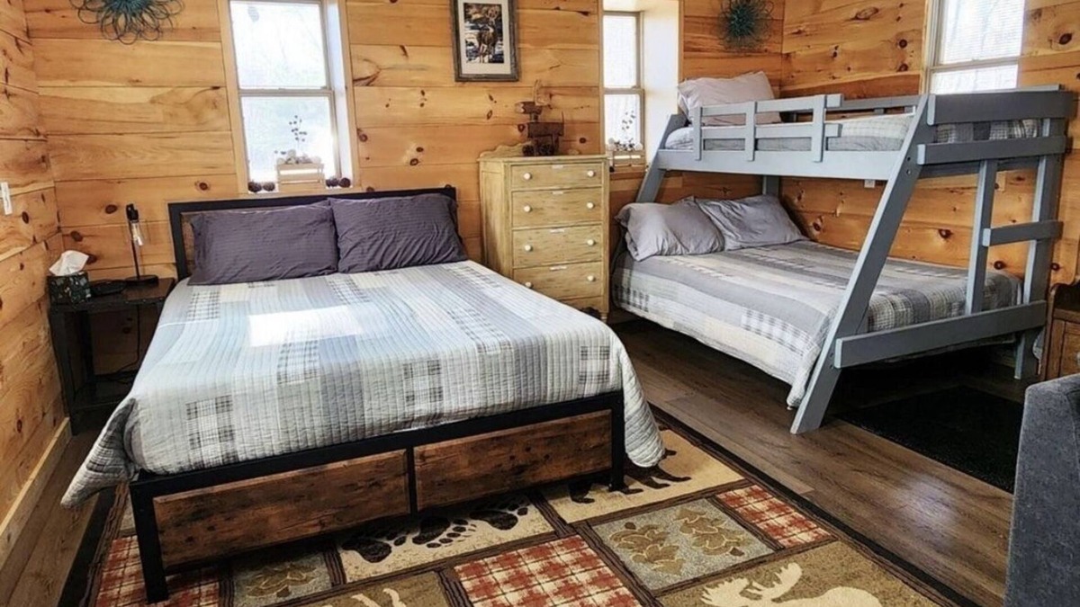 Wilkesville Cabin | MINUTES FROM HOCKING HILLS, ZALESKI STATE FOREST, VINTON COUNTY, LAKE HOPE!