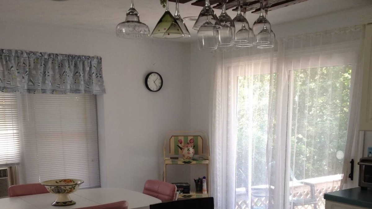 North Falmouth House | Minutes from Old Silver beach, Single Family house for rent!!