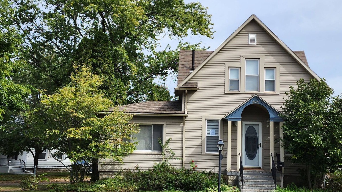 Sandusky House | Minutes to Cedar Point, newly remodeled 4 bedrooms.