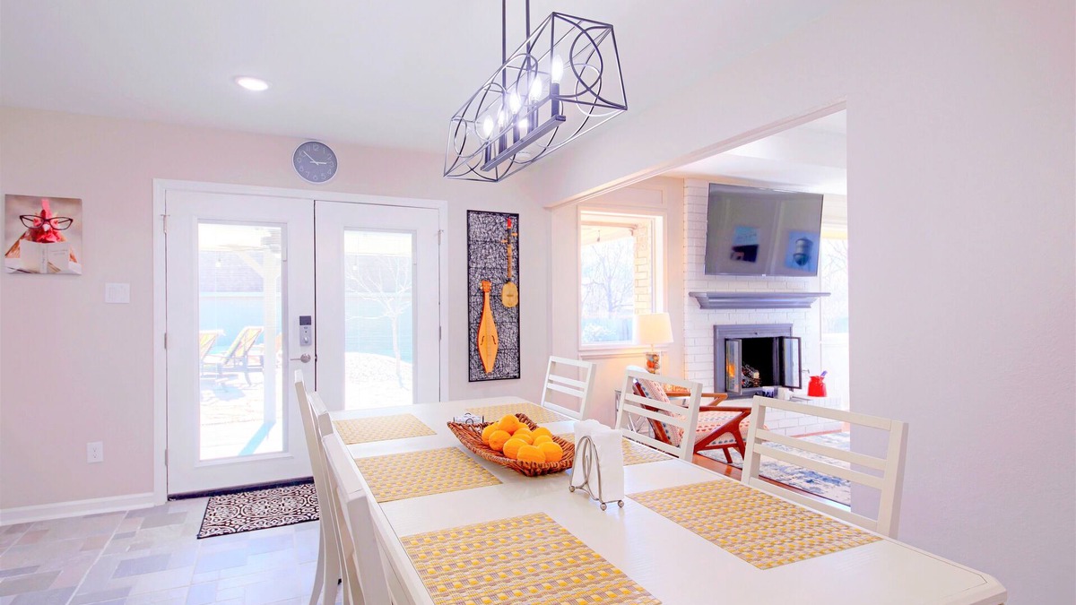 Pflugerville House | Minutes to Downtown, Dell Diamond, SXSW, Domain, COTA
