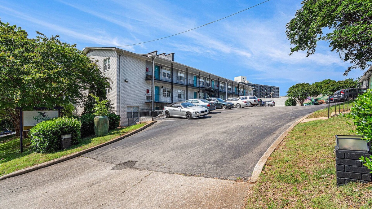 Crestline Heights Apartment | Minutes to Hospitals & UAB W/Free Parking & Fast WiFi!