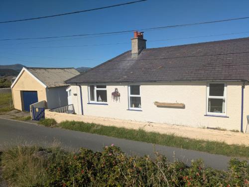 Fairbourne House | Minydon