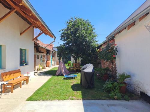 Rakvice House | Mirabelka Rakvice