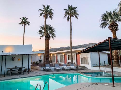 Desert Hot Springs Hotel | Miracle Manor Boutique Hotel & Spa
