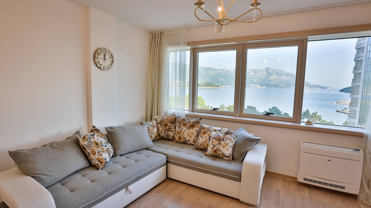 Centar Apartment | Miracle -perfect apartment with charming seaview, romantic white and comfortable