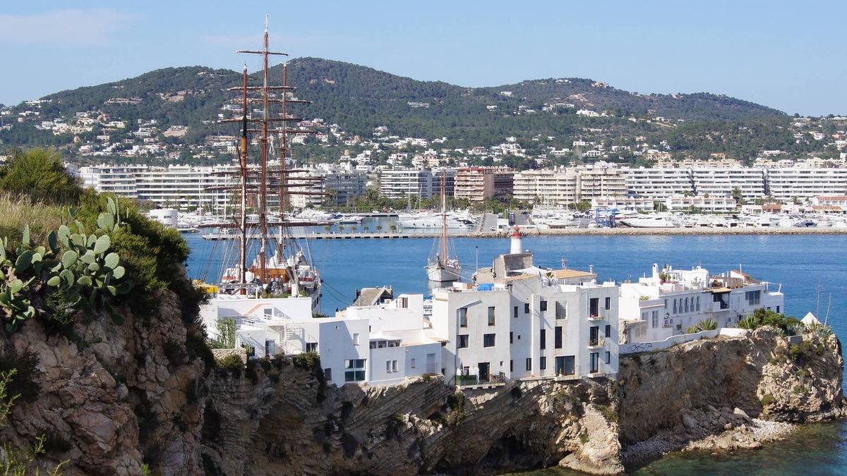 Ibiza City Centre Hotel | Mirador de Dalt Vila – Relais & Chateaux