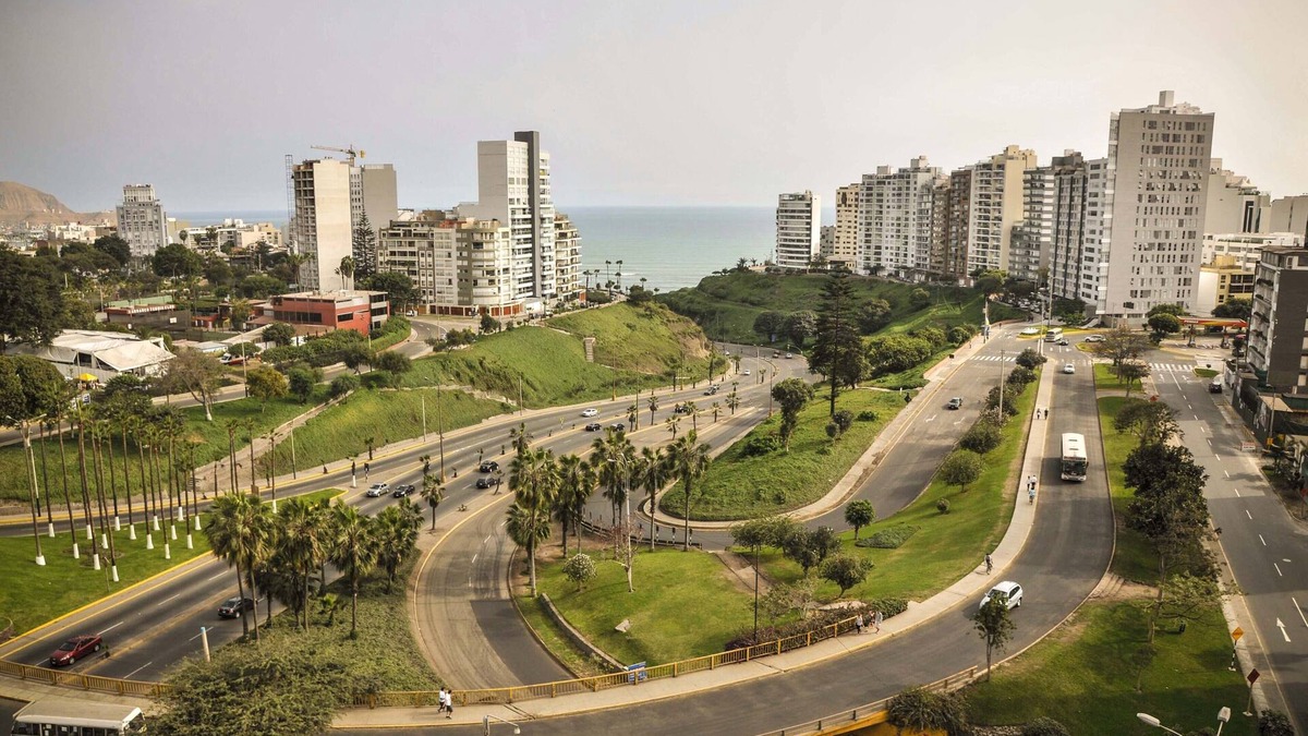 San Antonio Apartment | Miraflores Apartments Mar y Vista