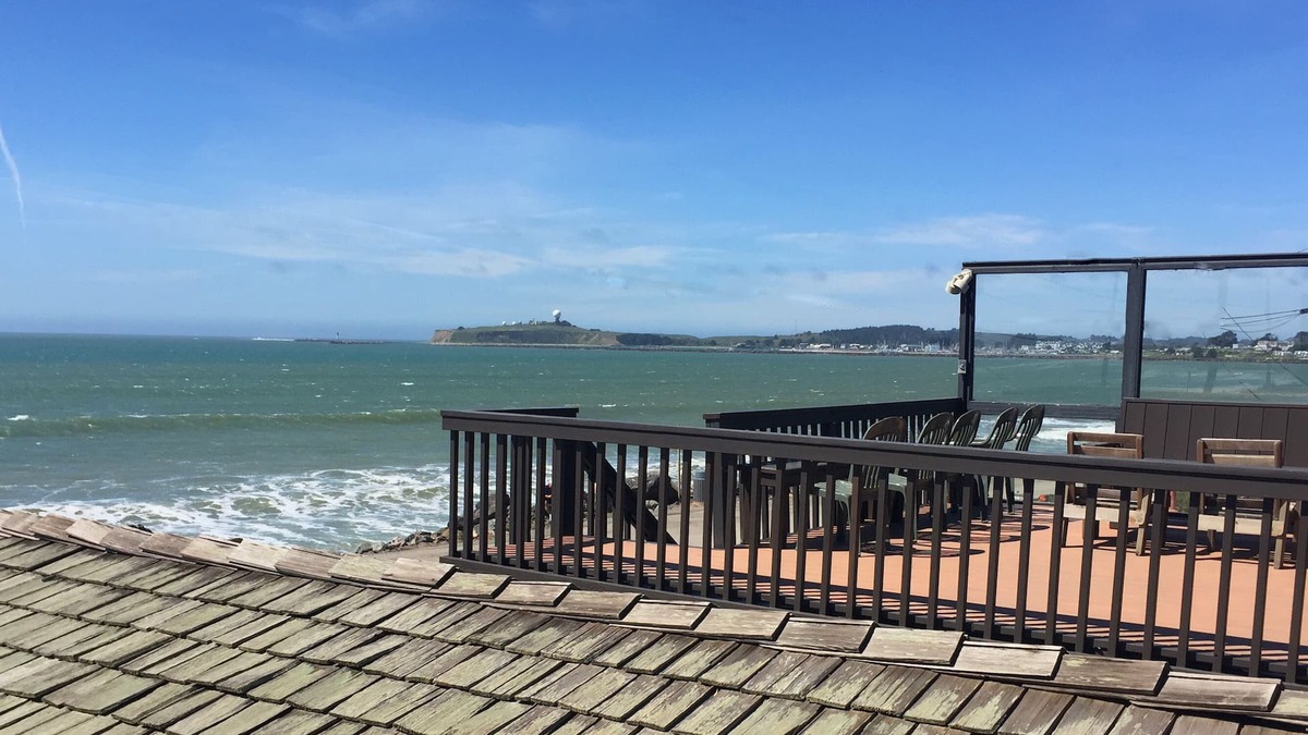 El Granada House | Miramar Beach oceanfront home w/amazing deck views & just steps from the beach