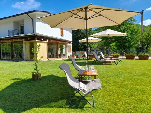 San Zeno di Montagna Bed & Breakfast | Miravallesuites