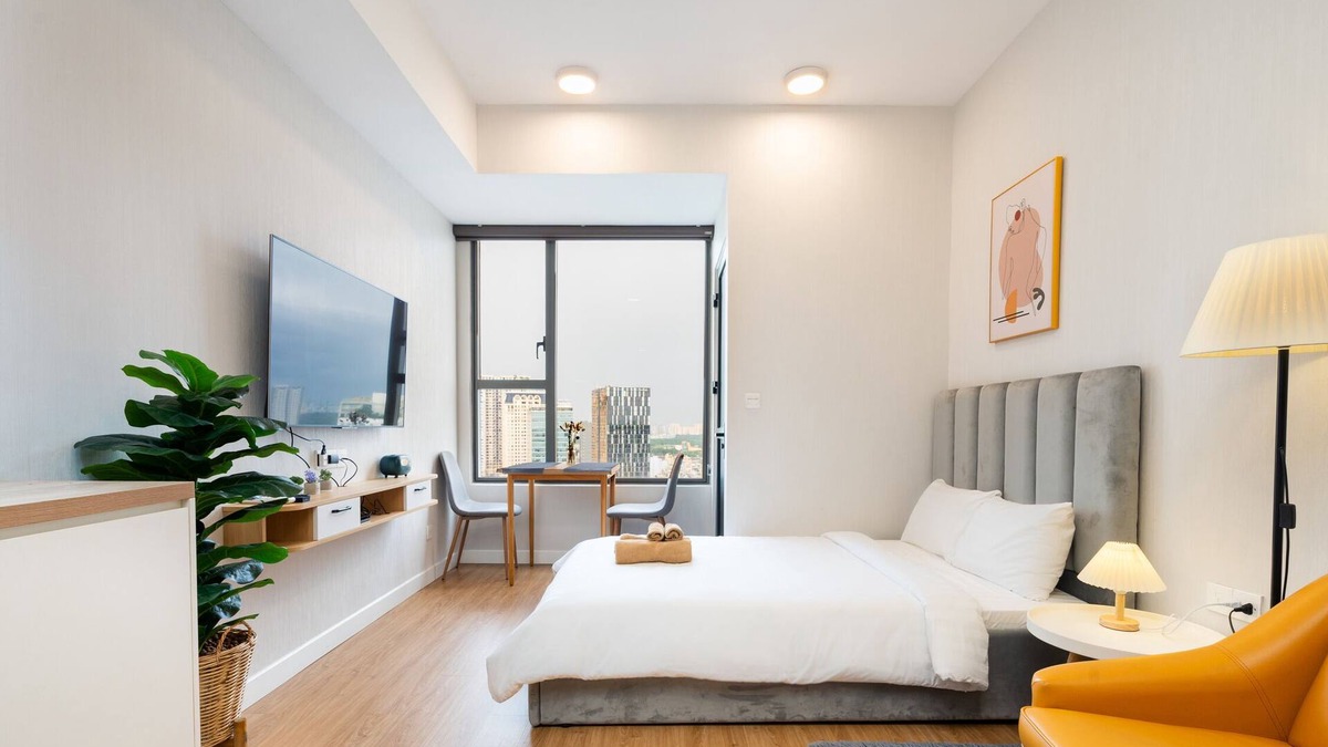 Bach Dang Riverside Apartment | Miredu modern & high floor studio in Ho Chi Minh