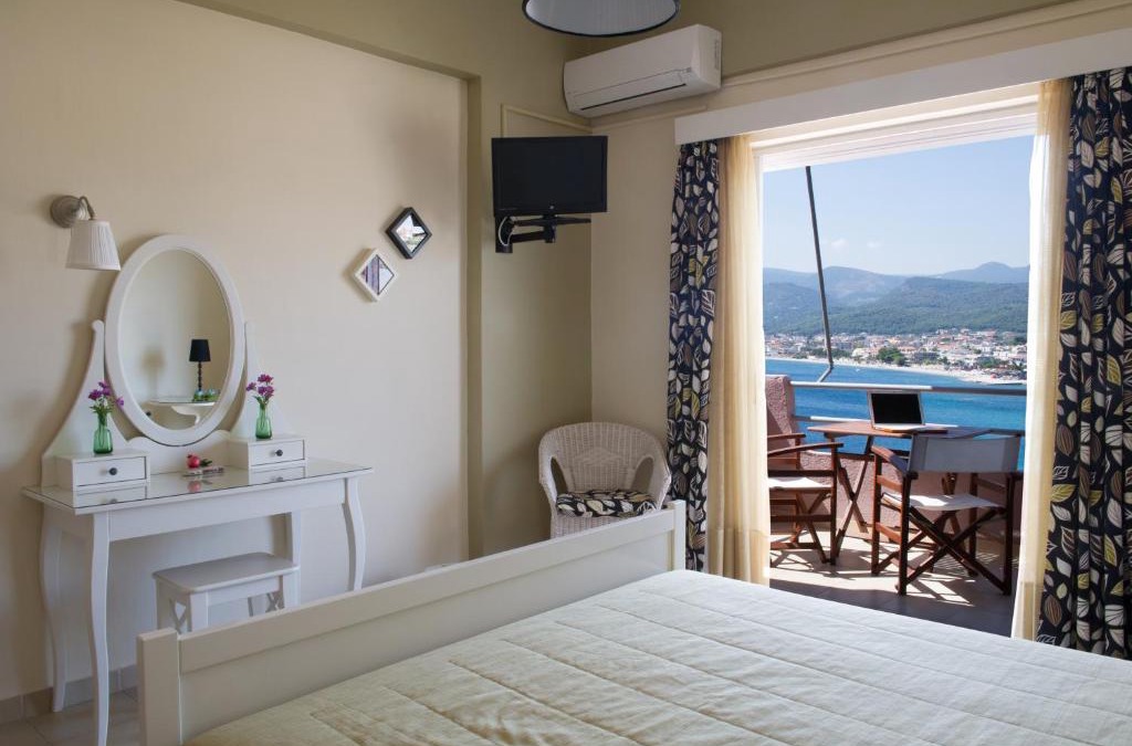 Loutra Oraias Elenis Apartment | Mirella Studios