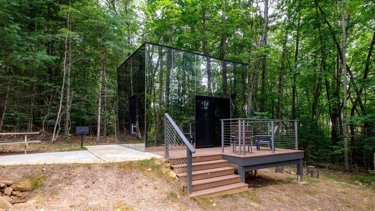 Balsam Grove House | Mirror Cabins - Looking Glass