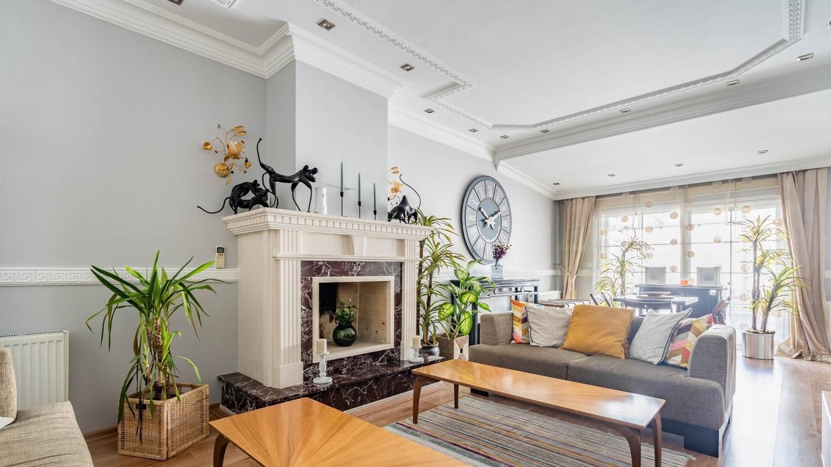 Osmanbey Apartment | Missafir Exclusive Flat with Terrace in Nisantasi