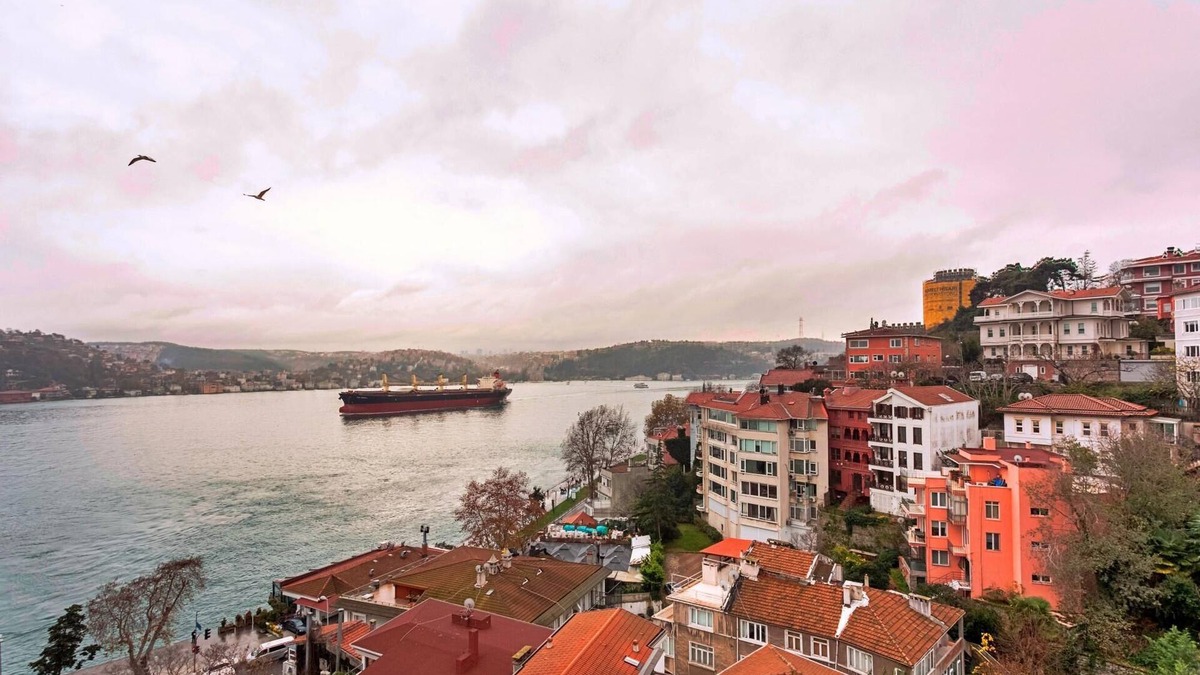 Rumeli Hisari Apartment | Missafir Flat with Bosphorus View in Rumeli Hisari