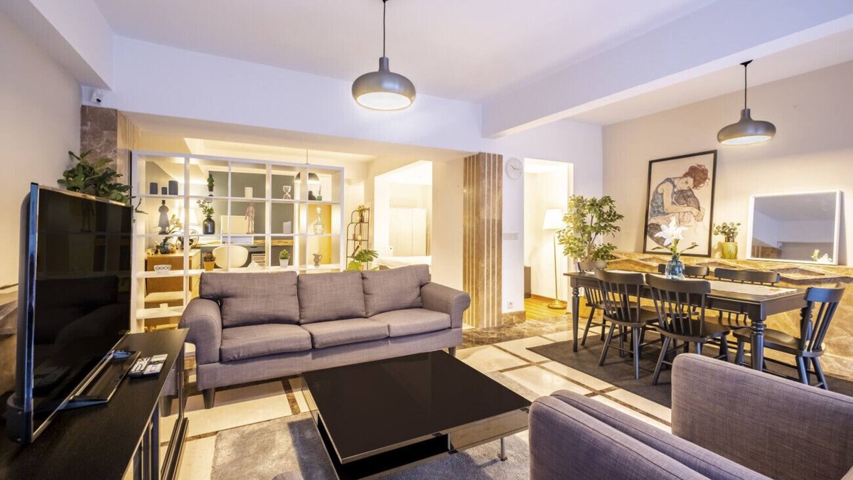 Nisantasi Apartment | Missafir Studio Flat w/ Backyard in Nisantasi