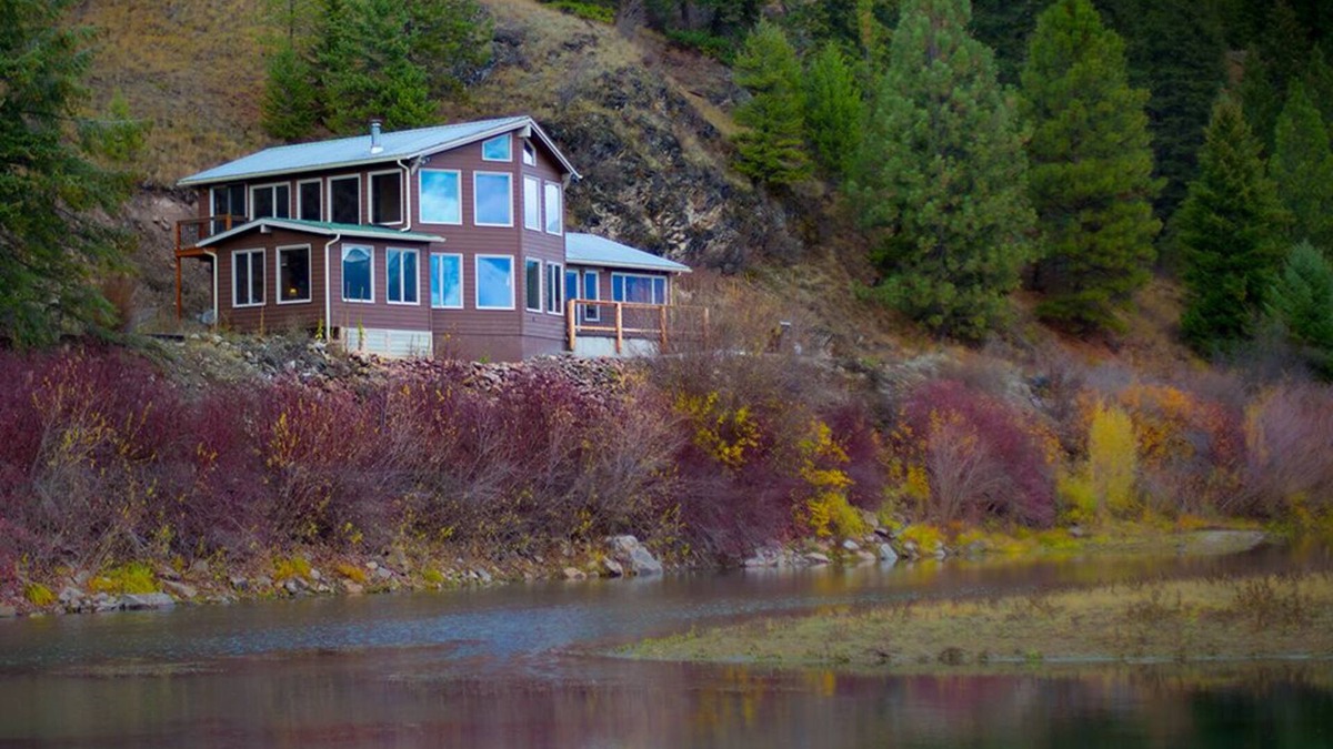 Huson House | Missoula Private Riverfront