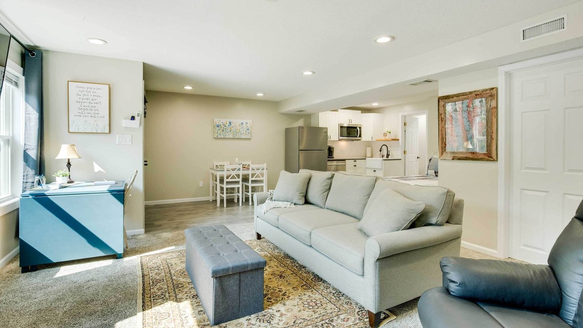 Liberty Apartment | Missouri Studio Getaway: Close to Parks & Hiking