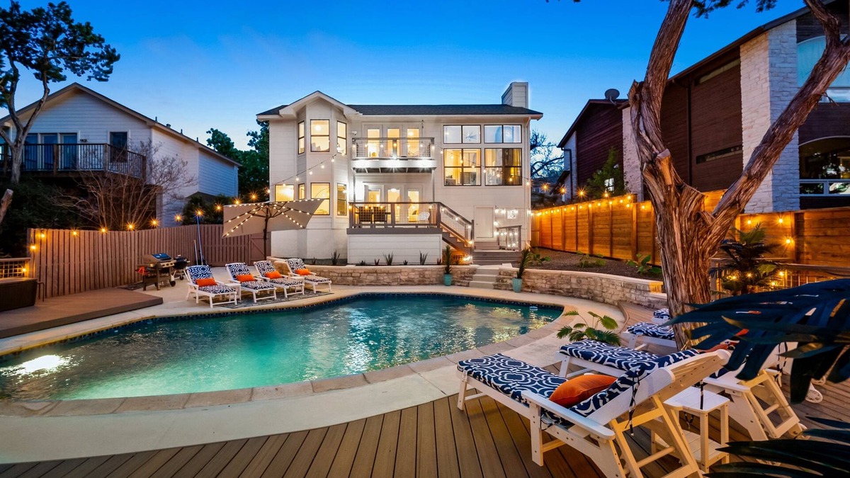 Austin Hills House | Misty Hill ~Best View in Austin~ Luxury Pool Oasis