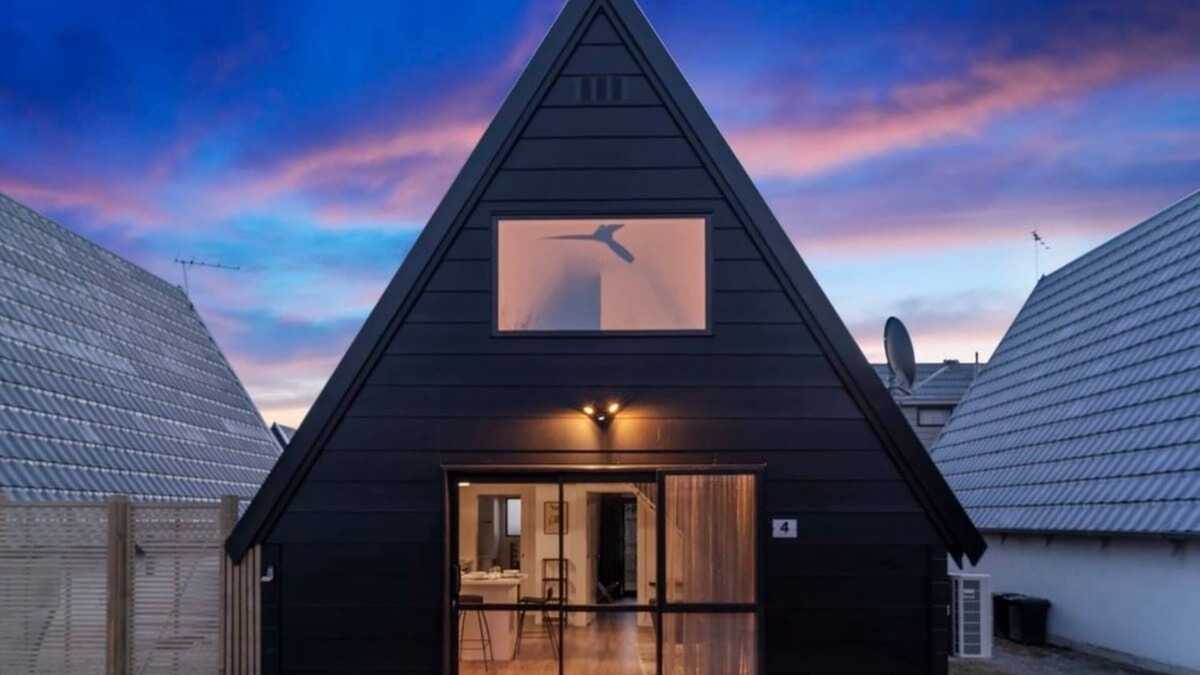 Arrowtown Ski Chalet | MJ's Cottage Arrowtown