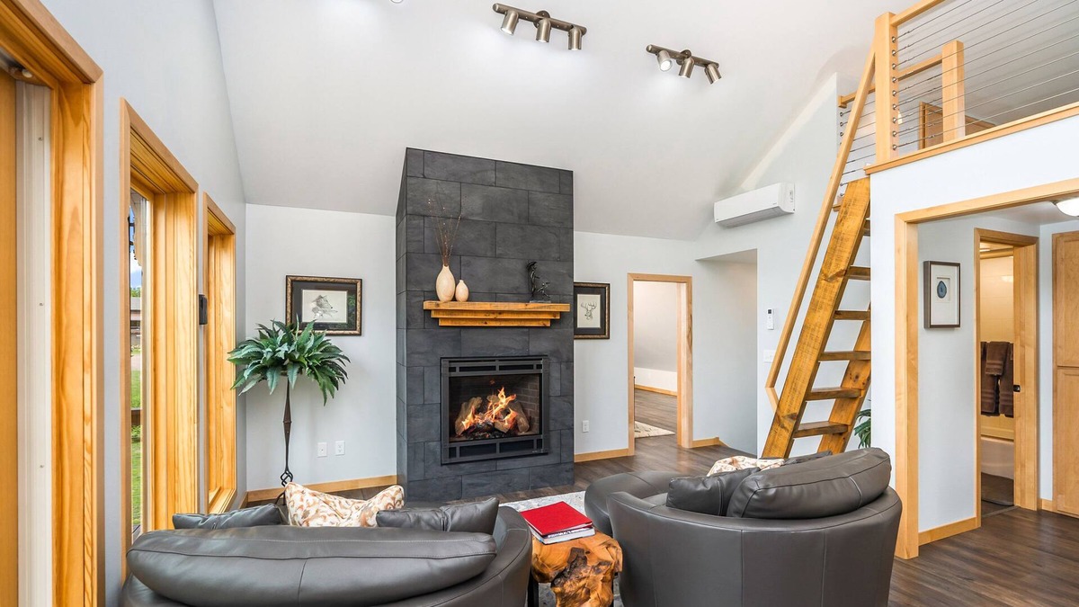 Finland Cabin | MN North Shore Dream- Minutes from Lake Superior and the Iconic North Shore