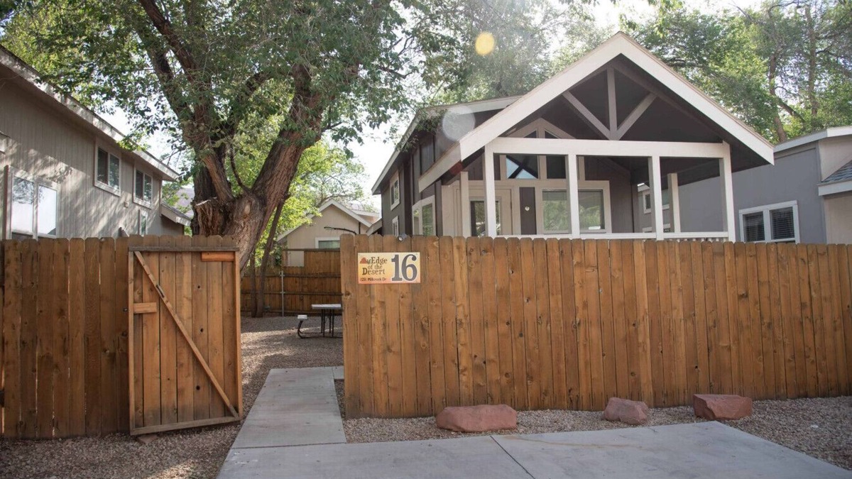 Moab House | Moab Rim Cabin #16