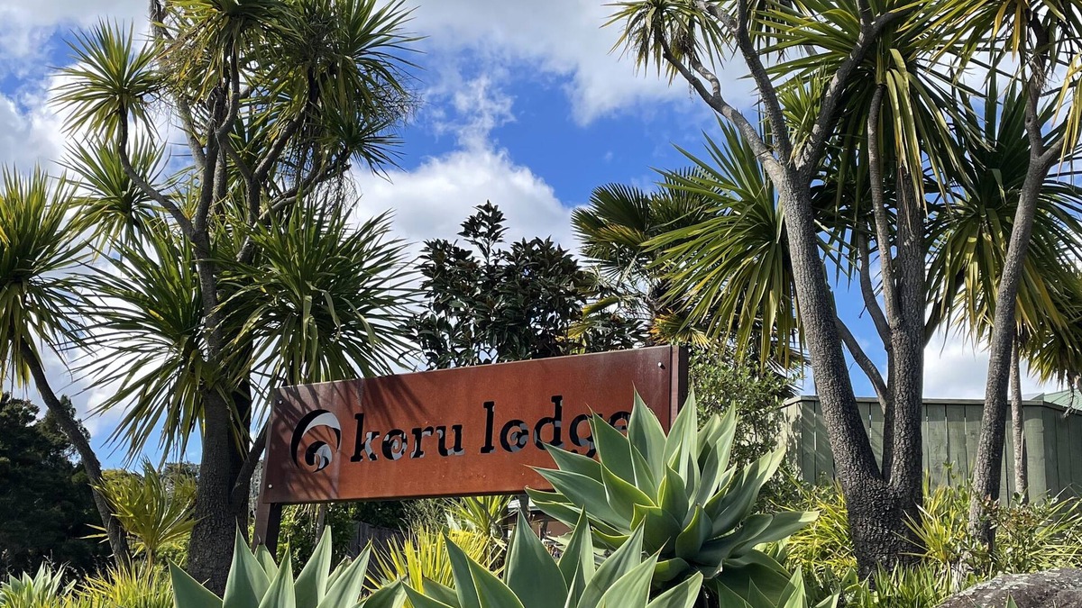 Raglan Apartment | Moana Apartment with Bush Views and near Surf