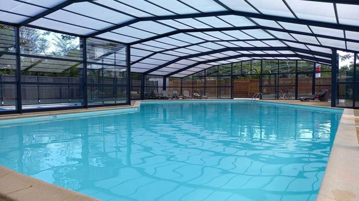 Beg-Meil House | Mobil Home Beg Meil ​300m beach with shared pool, private terrace and Wi-Fi