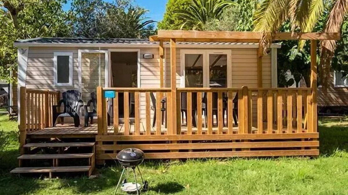 Villeveyrac House | Mobil-home | Comfort XL | 2 Ch. | 4 pers. | Raised terrace | A/C