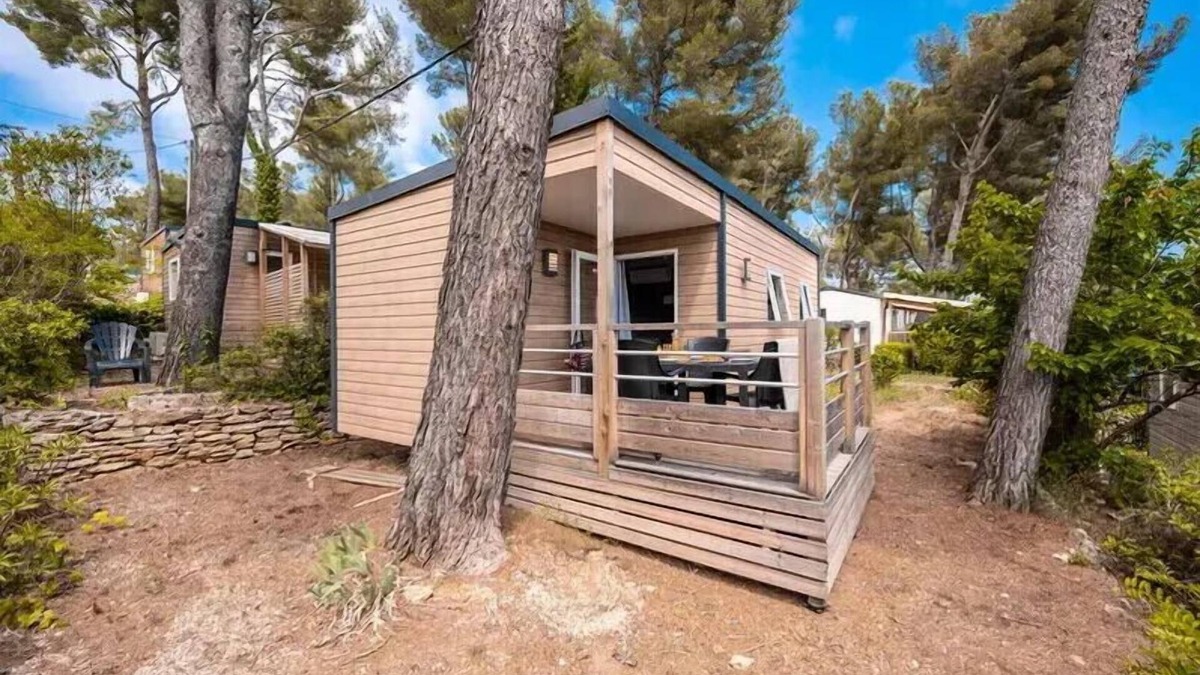 Argeles-sur-Mer House | Mobil-home | Comfort | 2 Bedrooms | 4 sleeps | Single terrace | A/C