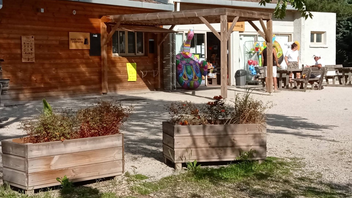 La Roque-d'Antheron House | Mobil-home 4 Personnes Climatisé au Cœur de la Provence