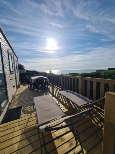 Equihen-Plage Other | Mobil-home Vue mer Piscine - Camping La Falaise Equihen-Plage - La Coquille d'Opale