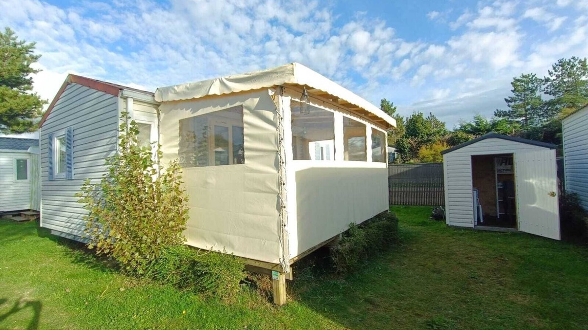 Saint-Jean-de-la-Riviere House | Mobile home in campsite with swimming pool