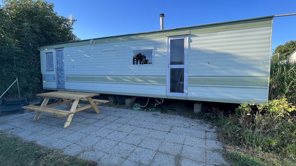 Saint-Jacut-de-la-Mer RV Rental | Mobile home 'Saint Jacut De La Mer' with Private Terrace and Private Garden