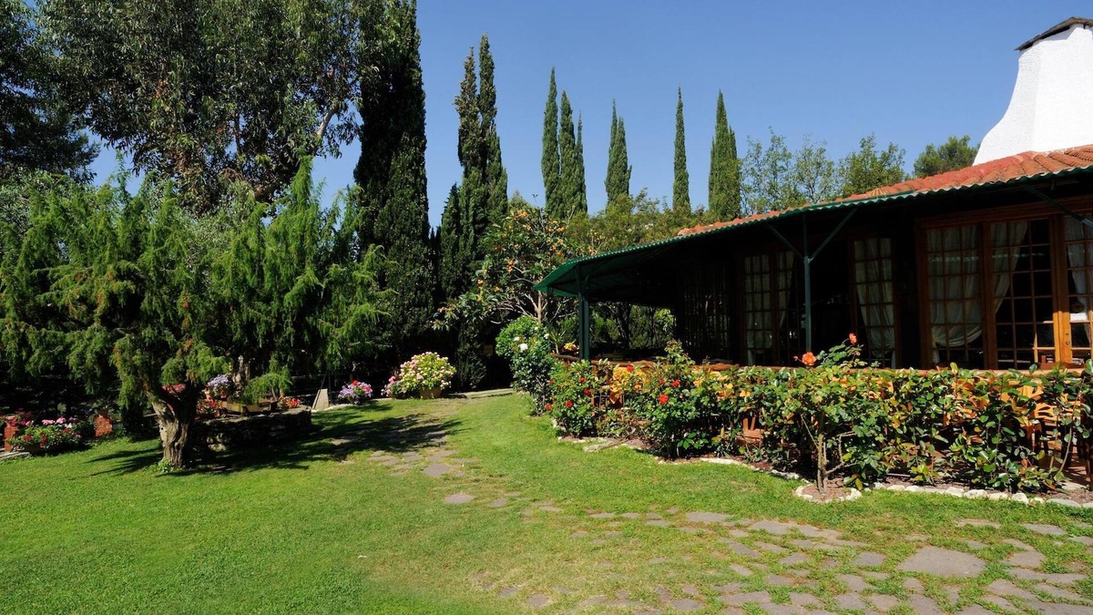 Ligo House | Mobile Home in Ferienresidenz mit Pool
