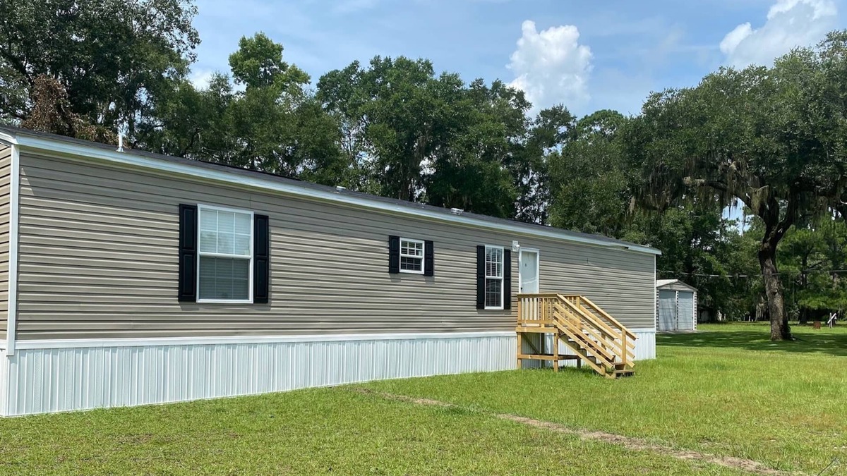 Valona House | Mobile Home at Shellman Bluff