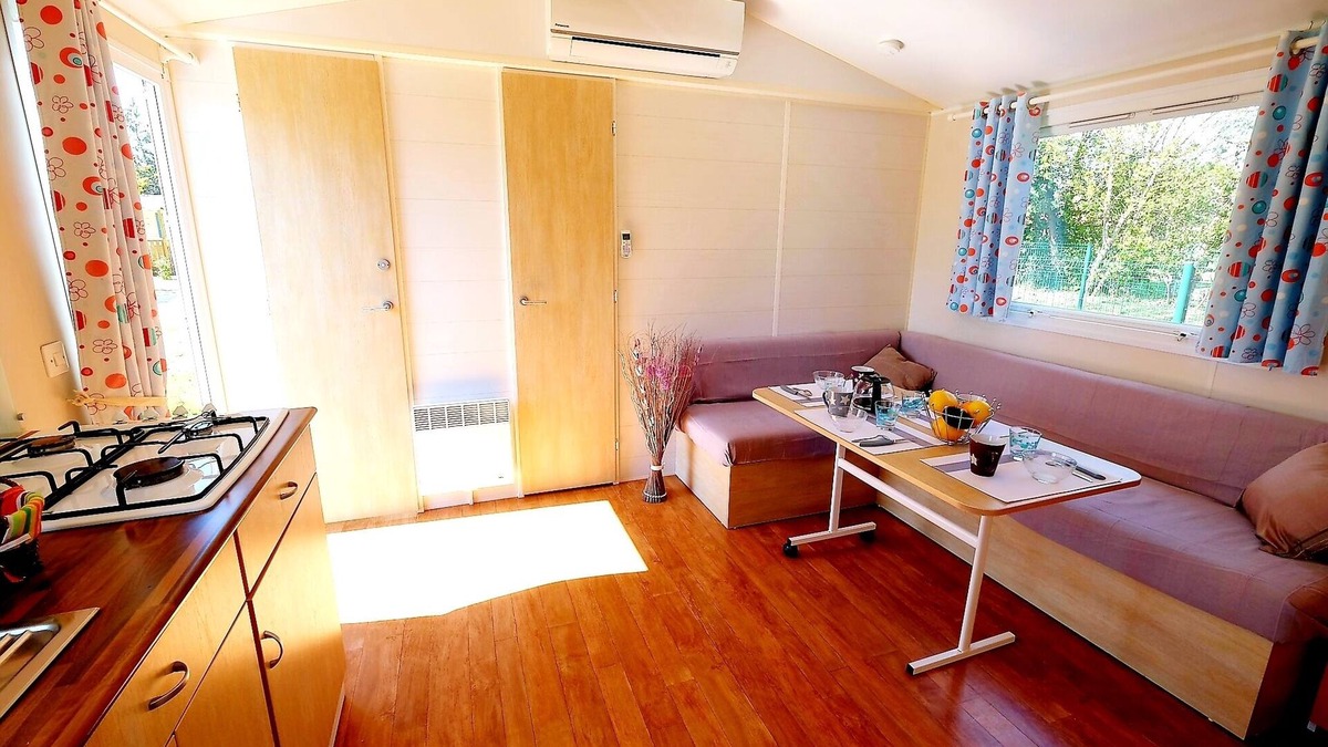 Sigean House | MOBILE HOME Conditioning, Small Price and close any activity! Family Camping