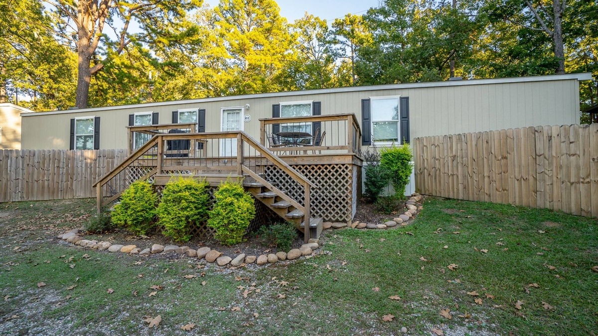 Royal House | Mobile Home E-2 at Safe Harbor Brady Mountain on Lake Ouachita!