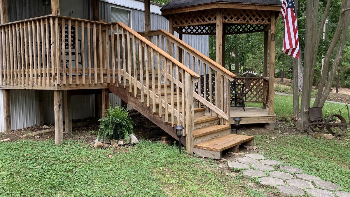 Springville House | Mobile home. Everything you need. Minutes to water
