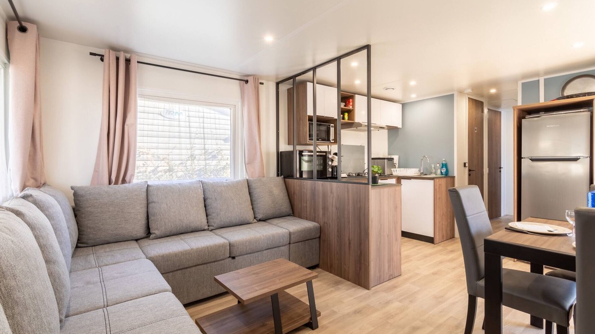 La Cote Radieuse RV Rental | Mobile Home 'Soleia 2023 Mar Estan 4x' with Private Terrace and Air Conditioning