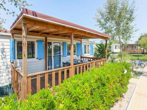 Rosolina Mare House | Mobile home in the Rosolina-Mare with a shared pool
