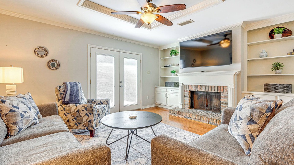 Mobile House | Mobile Townhome Near University of South Alabama!